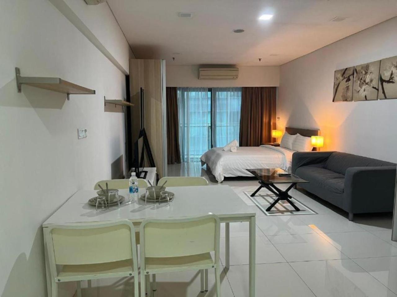 Mercu Summer Bukit Bintang By Classy * Kuala Lumpur